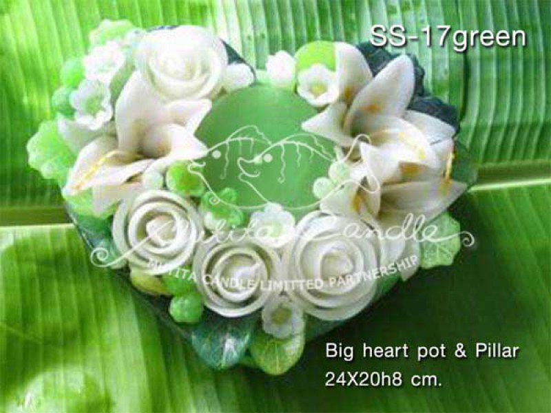 เทียนหอม เดชอุดม : WHITE LILY SET|A SWEET AND DELICATE AS GENUINE SMART WHITE LILY MIXED WITH FRUIT|SS-17 GREEN|Big heart pot & Pillar 24 x 20 x h 8 cm