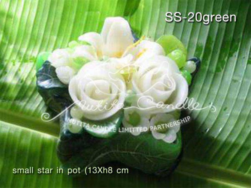 เทียนหอม เดชอุดม : WHITE LILY SET|A SWEET AND DELICATE AS GENUINE SMART WHITE LILY MIXED WITH FRUIT|SS-20 GREEN|Small star in pot 13 x h8 cm