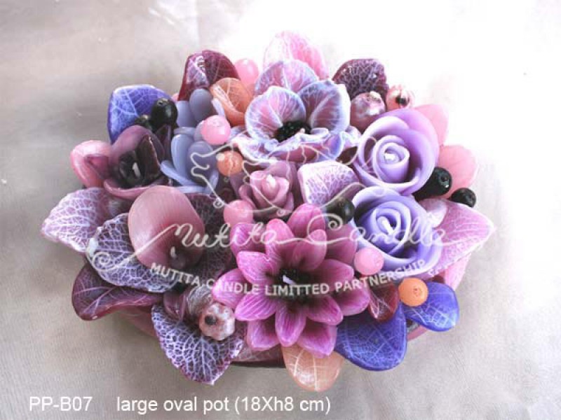 เทียนหอม เดชอุดม :  PINK PURPLE COLOUR B|orienatal flower candles from Thailand for any ocassions
WILD FLOWER CANDLES IN MYSTERIOUS COLOUR|PP-B07|large oval pot 18 x h 8 cm