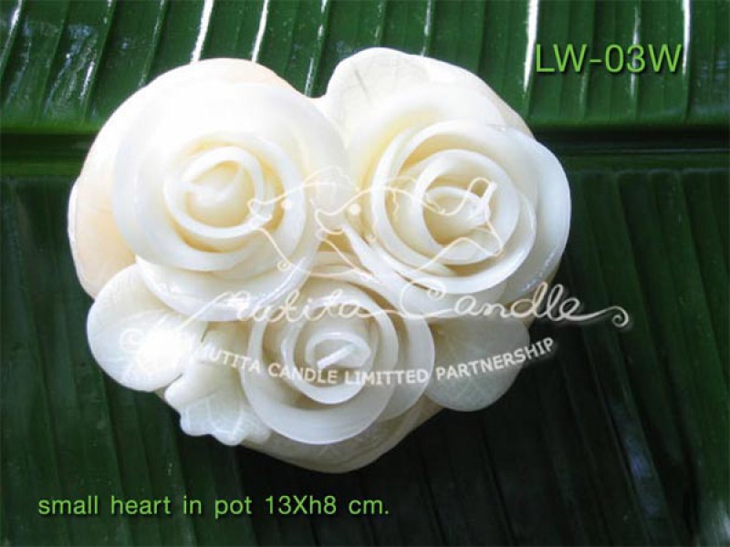 เทียนหอม เดชอุดม :  WHITE COLOUR SET|CLASSIC WHITE ROSES CANDLE ARRANGTMENT
Weddng Candles, best elegant candles for wedding ceremony.|LW-03W|small heart pot 13 x h 8 cm
