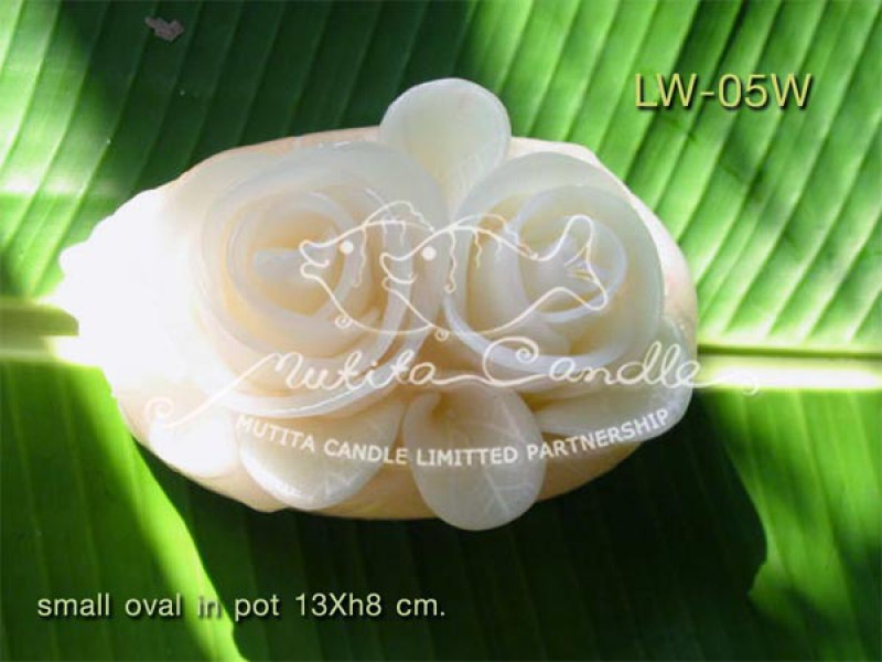 เทียนหอม เดชอุดม :  WHITE COLOUR SET|CLASSIC WHITE ROSES CANDLE ARRANGTMENT
Weddng Candles, best elegant candles for wedding ceremony.|LW-05W|small oval pot  13 x h8 cm