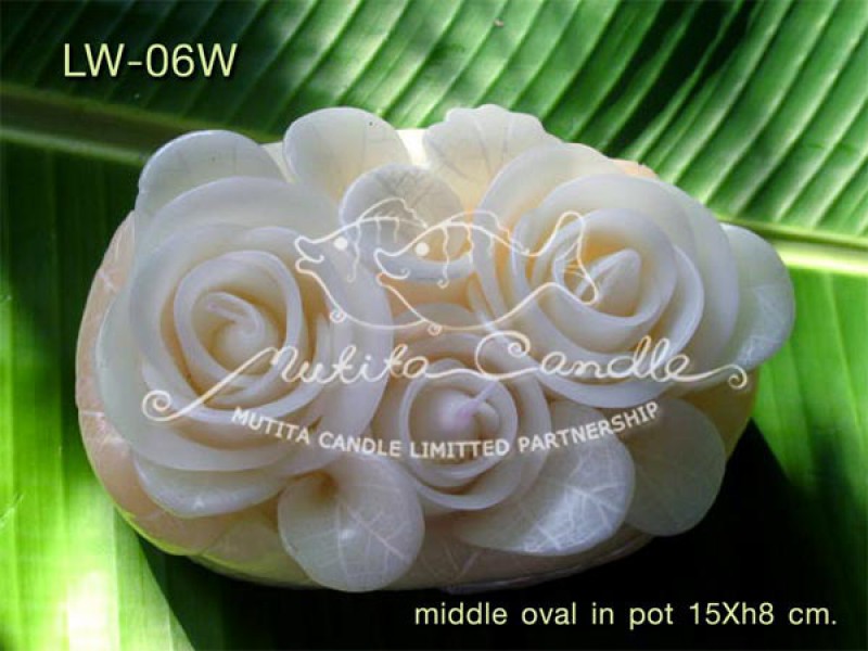 เทียนหอม เดชอุดม :  WHITE COLOUR SET|CLASSIC WHITE ROSES CANDLE ARRANGTMENT
Weddng Candles, best elegant candles for wedding ceremony.|LW-06W|middle oval pot 15 x h 8 cm