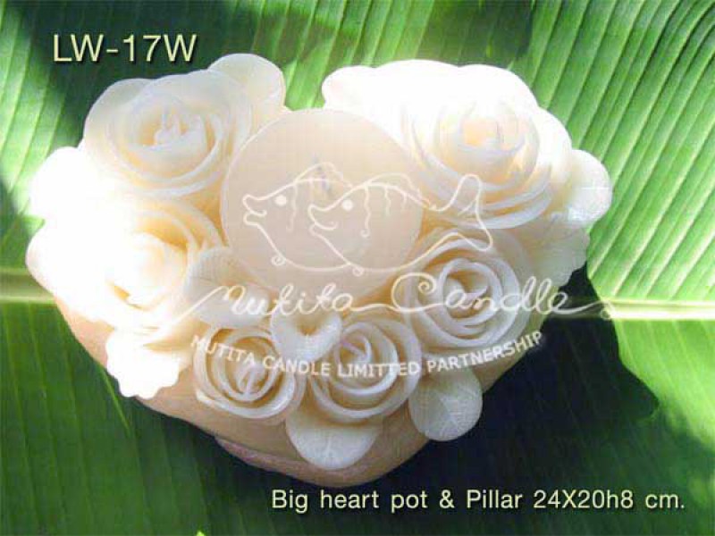 เทียนหอม เดชอุดม :  WHITE COLOUR SET|CLASSIC WHITE ROSES CANDLE ARRANGTMENT
Weddng Candles, best elegant candles for wedding ceremony.|LW-17W|Big heart pot & pillar 24 x 20 x h 8 cm