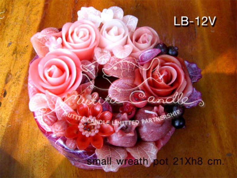 เทียนหอม เดชอุดม : PEACH COLOUR SET|WILDFLOWER MIXED WITH FRUIT CANDLES IN PRETTY PEACH TONES|LB-12V|small wreath (S) 21 x h 8 cm