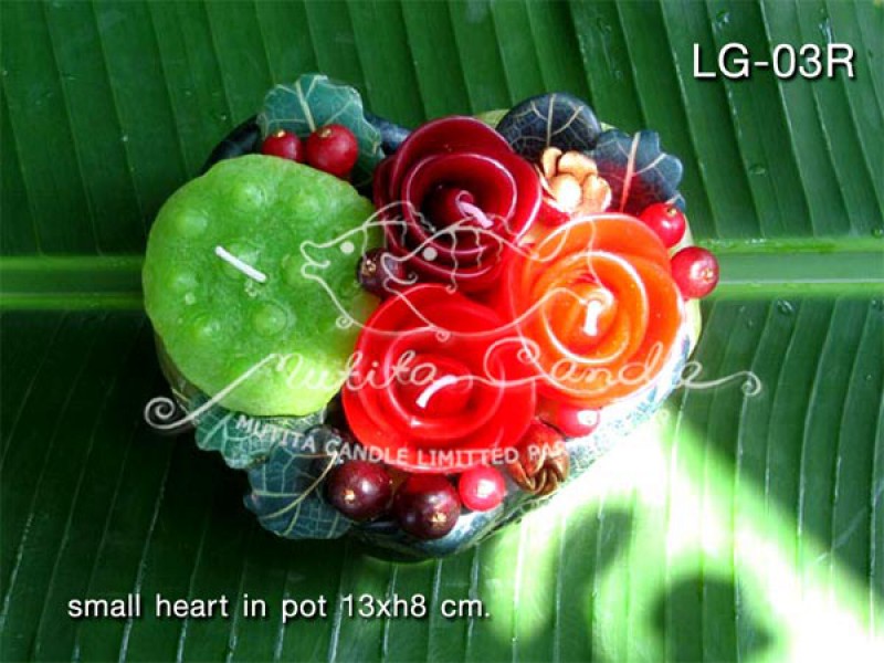 เทียนหอม เดชอุดม : CHRISTMAS COLOUR SET1|RICH COLORS BOUQUET WITH LOTUS POLLEN AND CHRISTMAS SPICE|LG-03R|small heart pot 13 x h 8 cm
