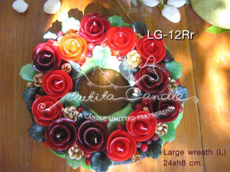 เทียนหอม เดชอุดม : CHRISTMAS COLOUR SET2|flower candles from Thailand for christmas seasoning
RICH ROSES BOUQUET WITH WILD BERRIES AND CHRISTMAS SPICE|LG-12Rr|large wreath (L) 24 x h8 cm