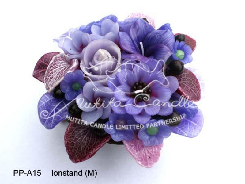 เทียนหอม เดชอุดม :  PINK PURPLE COLOUR A|Flower candles from Thailand for any ocassions
WILD FLOWER CANDLES IN MYSTERIOUS COLOUR|PP-A15|Ironstand (M) 19.5 x 19.5 x h 9.5 cm